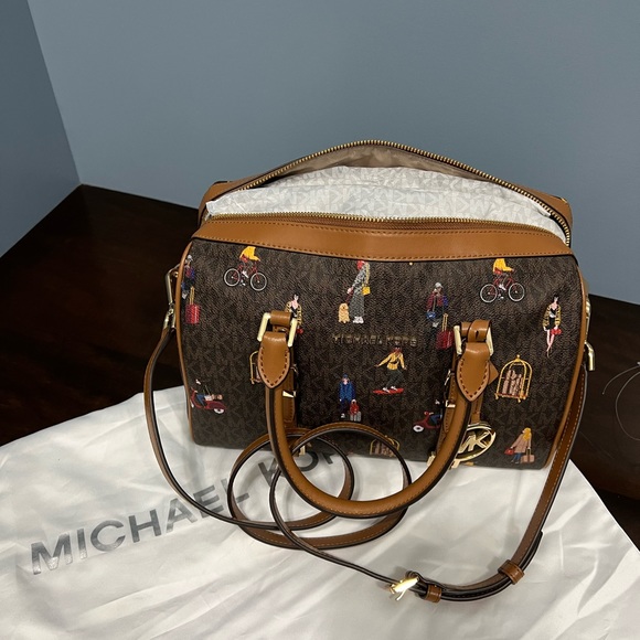 Michael Kors canvas and leather handbag - Picture 6 of 7